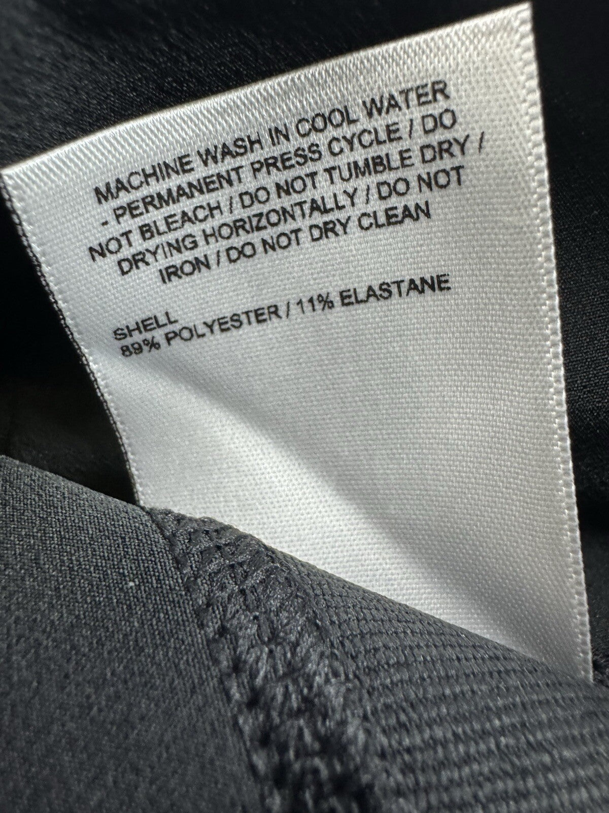 Puma Women’s Golf Pants Sz S.   (B.137)