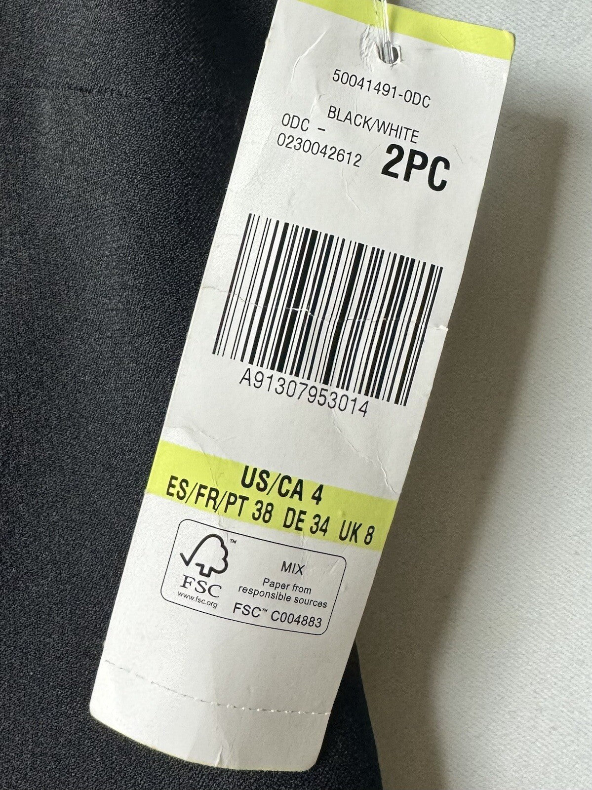 LESUIT Women's Sheath Black Dress Size 4 .  (B.92)