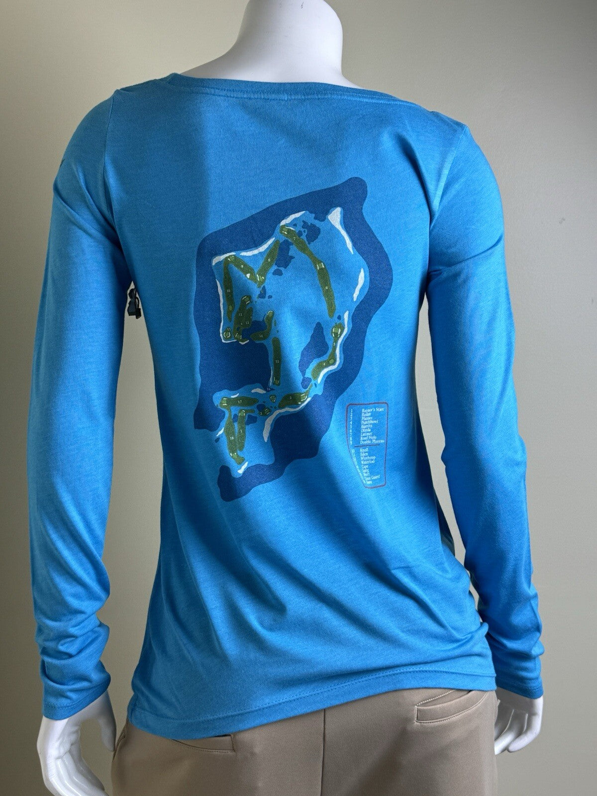 Fishers Island Club Women’s Long Sleeves Shirt Size XS.  (B.114/1)