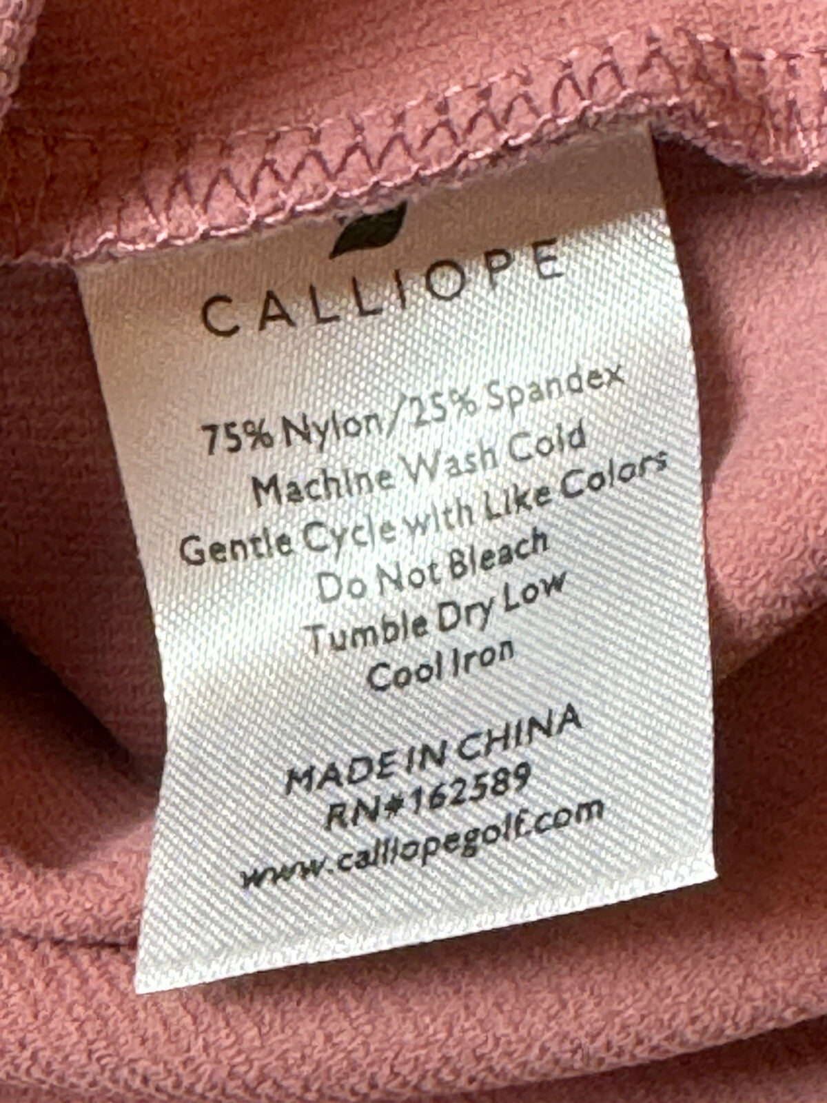 Calliope Women’s Mauve Sweatshirt Size M.    (B.53)