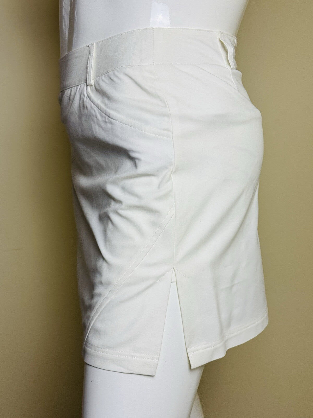 Sport Haley Women’s Golf Skirt Skort Sz 10  (B.38)