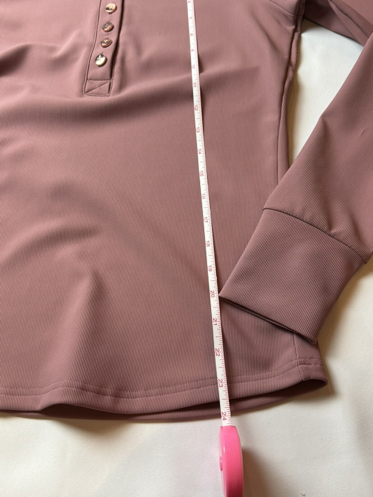 Calliope Women’s Mauve Sweatshirt Size M.    (B.53)