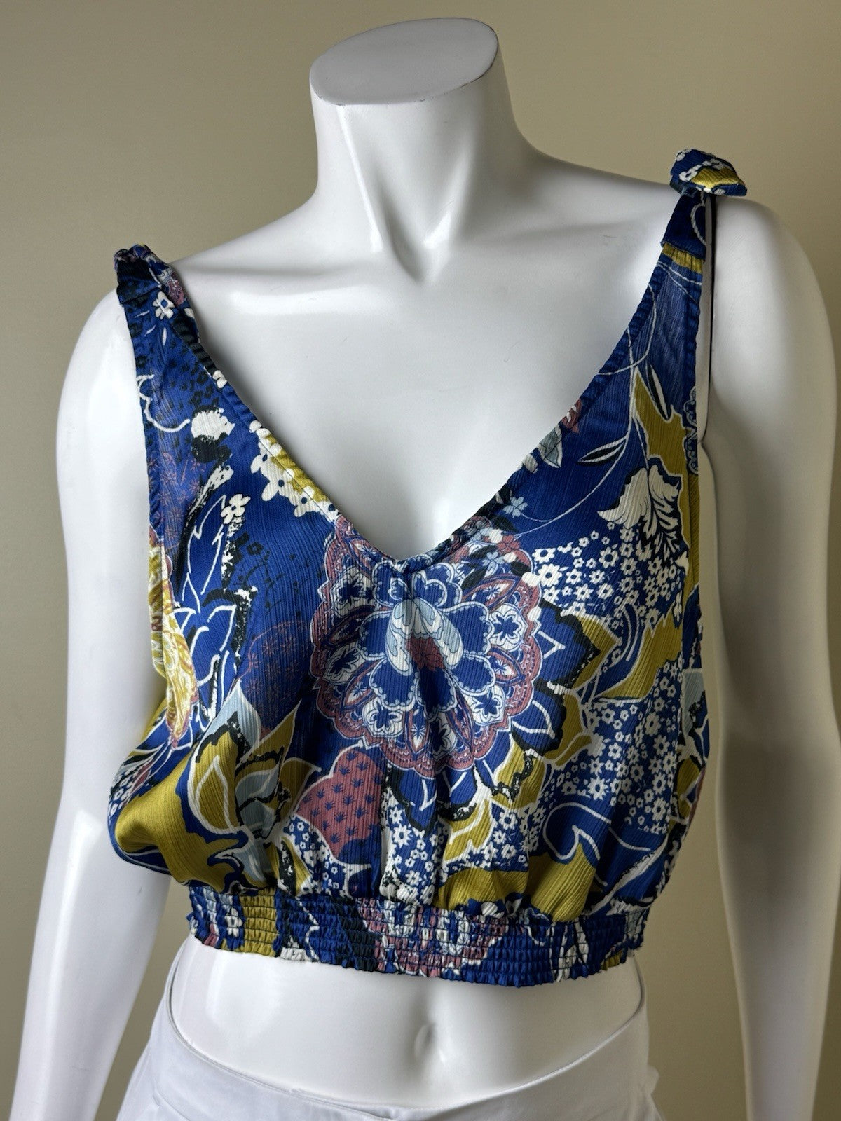 $58 INTIMATELY FREE PEOPLE Top Floral Sz M. (B.162)