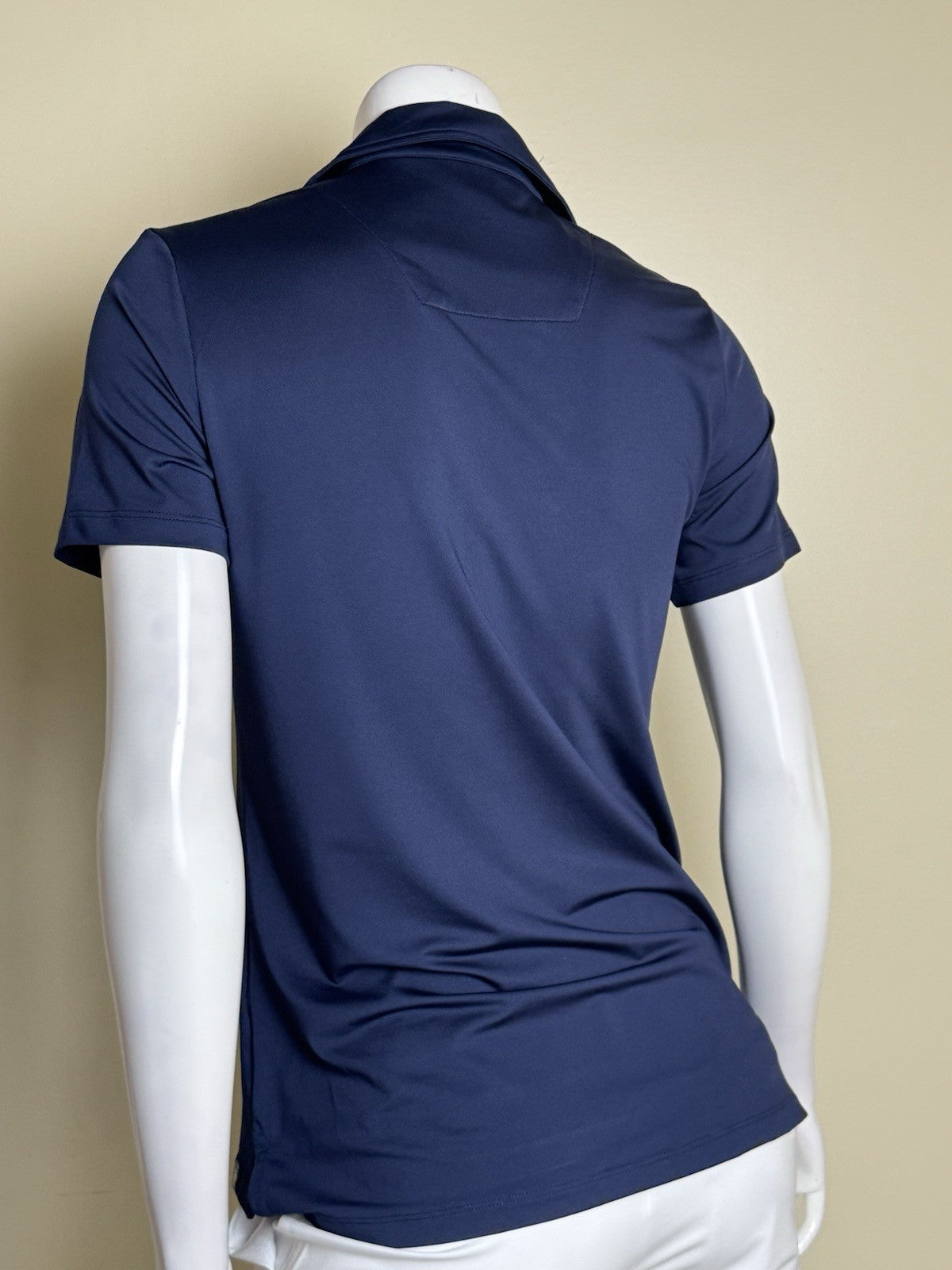LeverWear Women's Navy Golf shirt Sz M   (B.170)