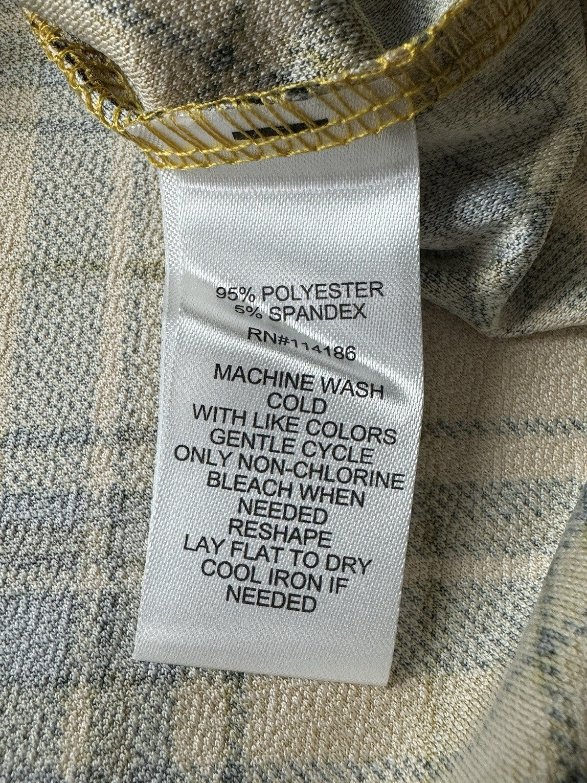 89th + Madison Women's Plaid Yellow Blouse Size L. (B.92)