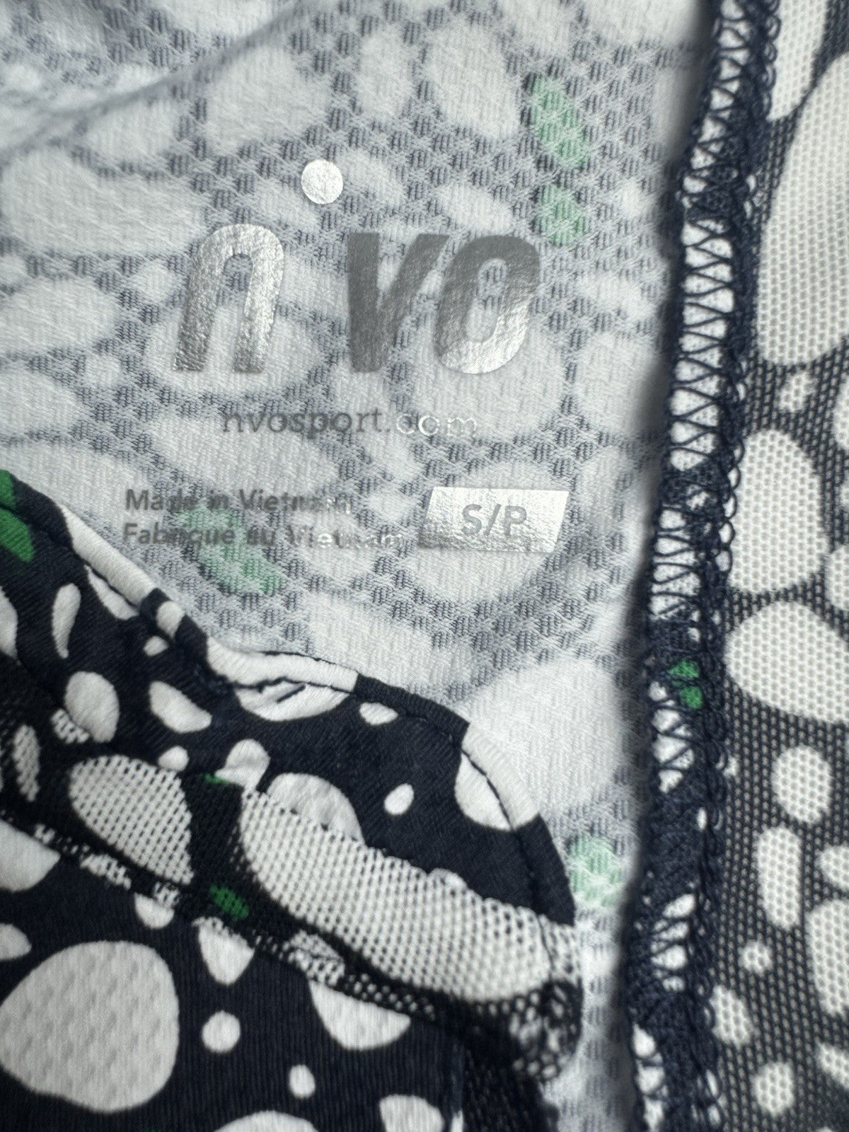 $83 NIVO Women's Golf Sleeveless Shirt Size S.    (B.161)