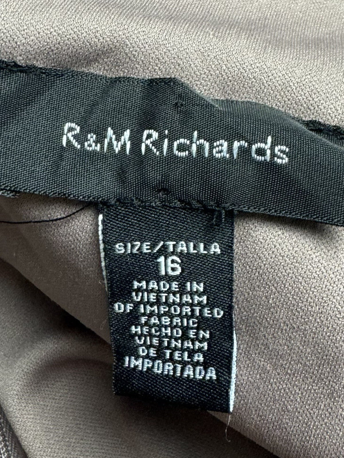 R&M RICHARDS Shift Cape Dress Sequins Sz 16. (B.69)