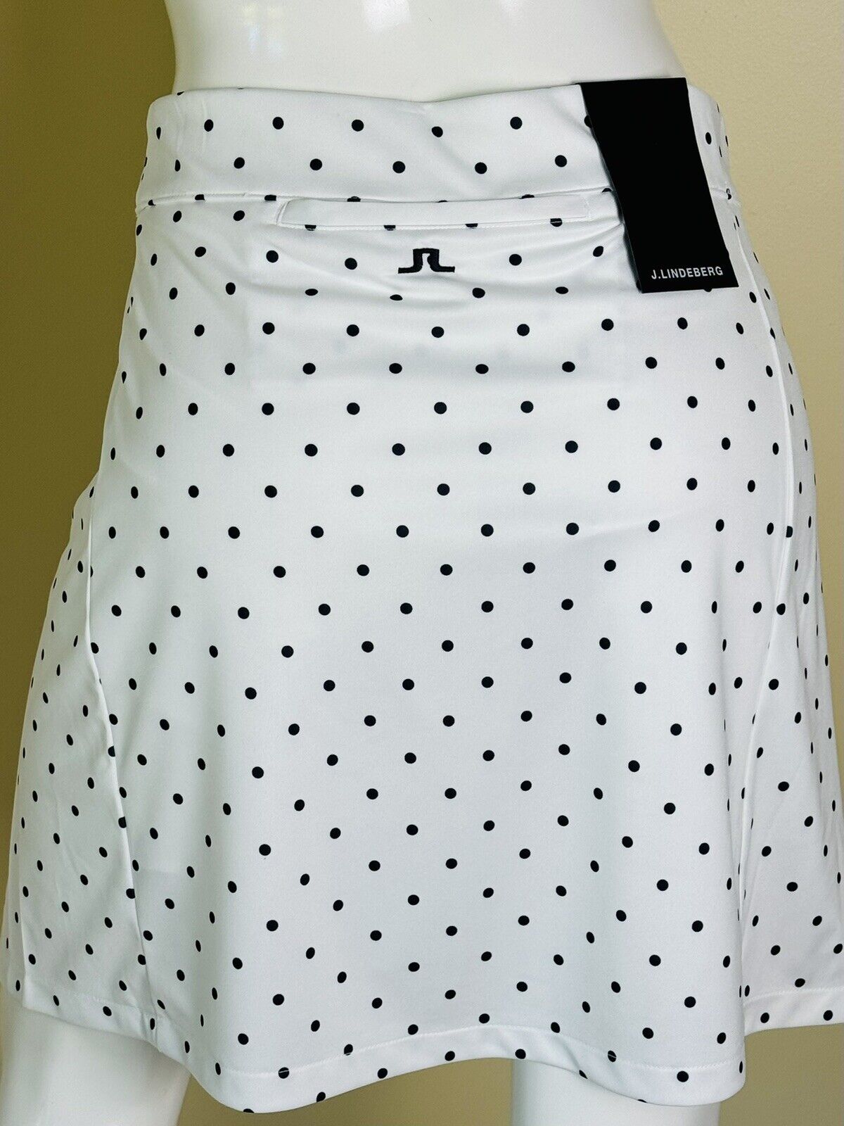 J Lindeberg Women's Golf Skort Polka Dots Sz L.   (02)