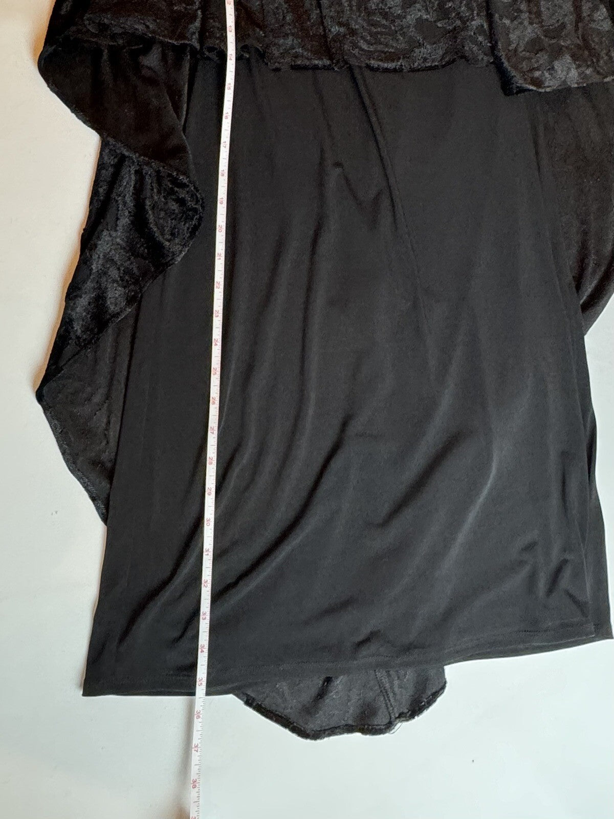 Glamour Woman's Size 6 Black Cape Dress. (65)