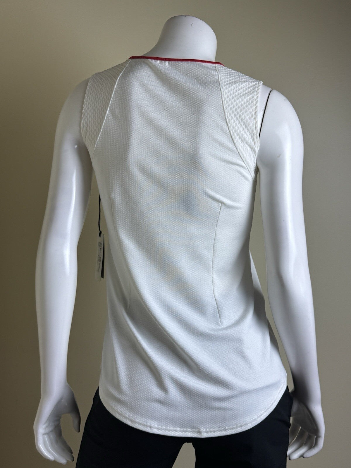 JOFIT Women’s Golf Shirt Size S      (B.137)