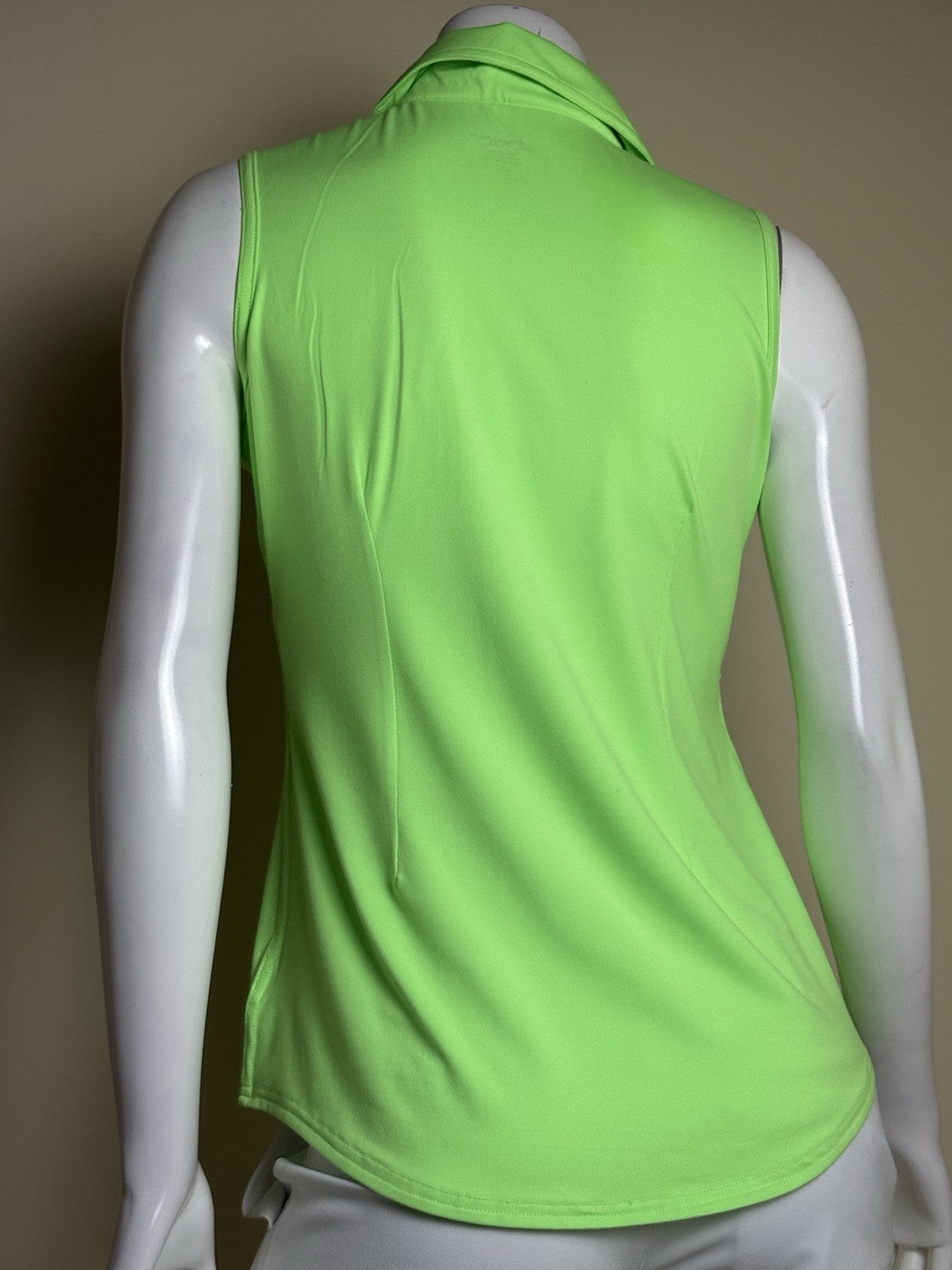 JOFIT WOMEN'S GOLF Lace Up SHIRT Sz S.       (B.172)