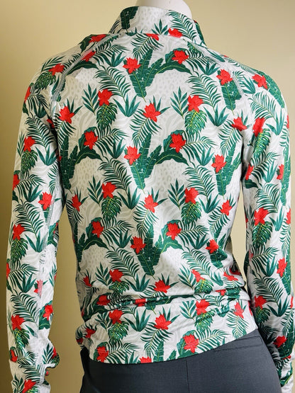 Puma Women's Floral Golf Sweatshirt Size S.   (B.110)