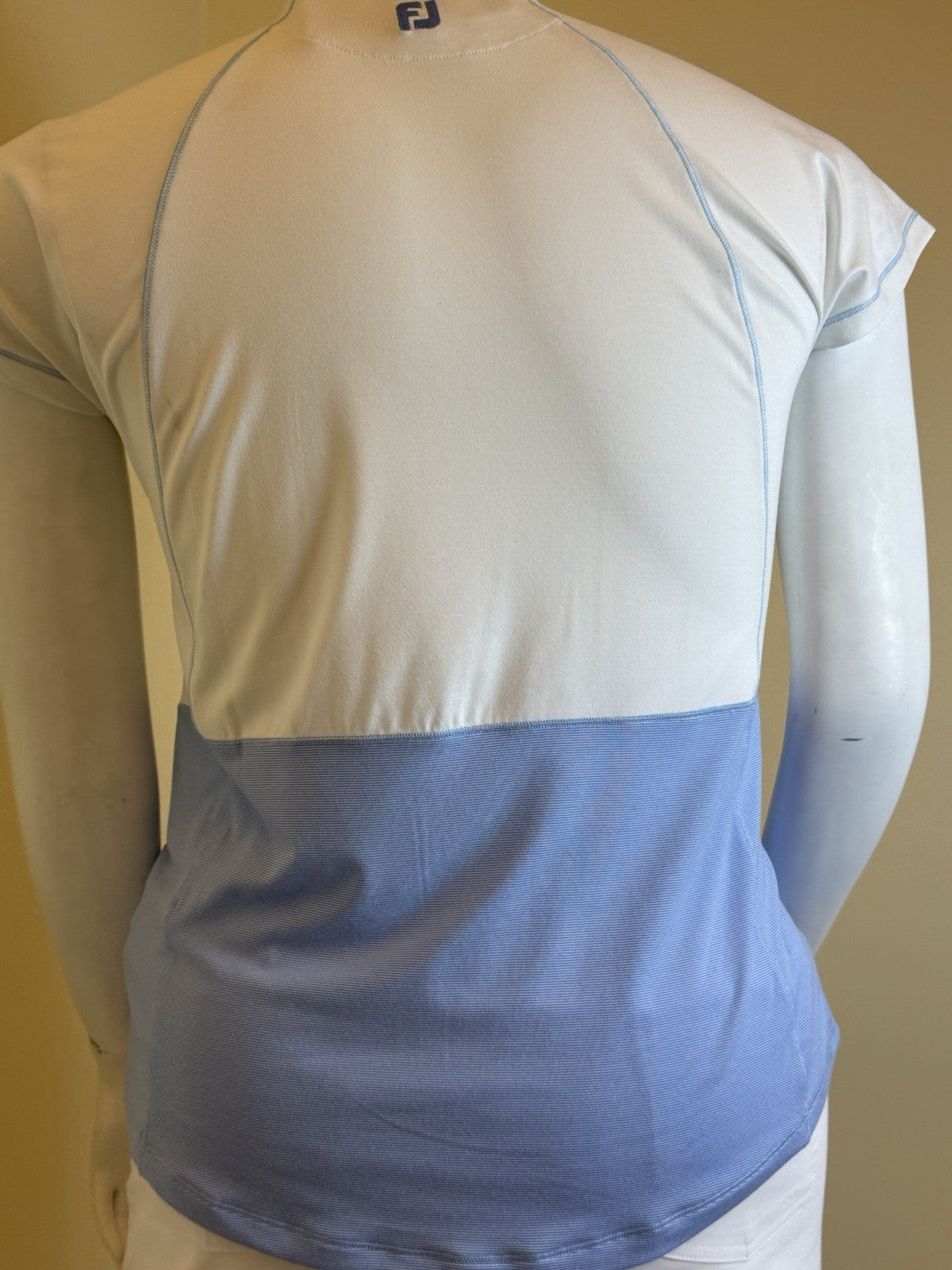 FootJoy Women's Golf Polo Shirt  Sz L.    (B.161)