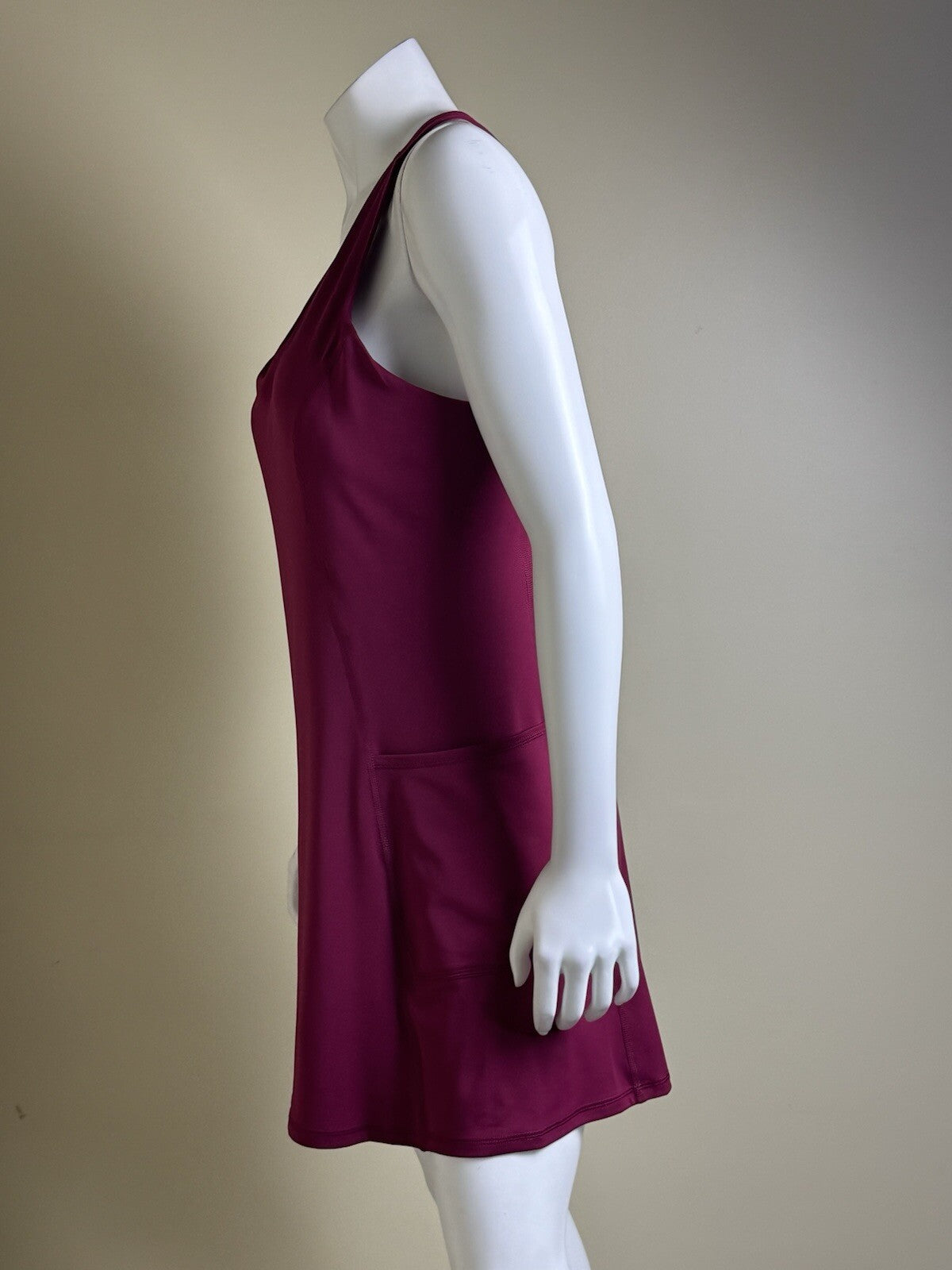 $88 90 Degree By Reflex Dress Built-in Bra. Sz XL. (B.142)