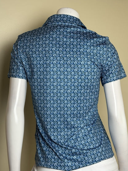 Puma Women’s Golf Shirt Sz S.   (B.172)