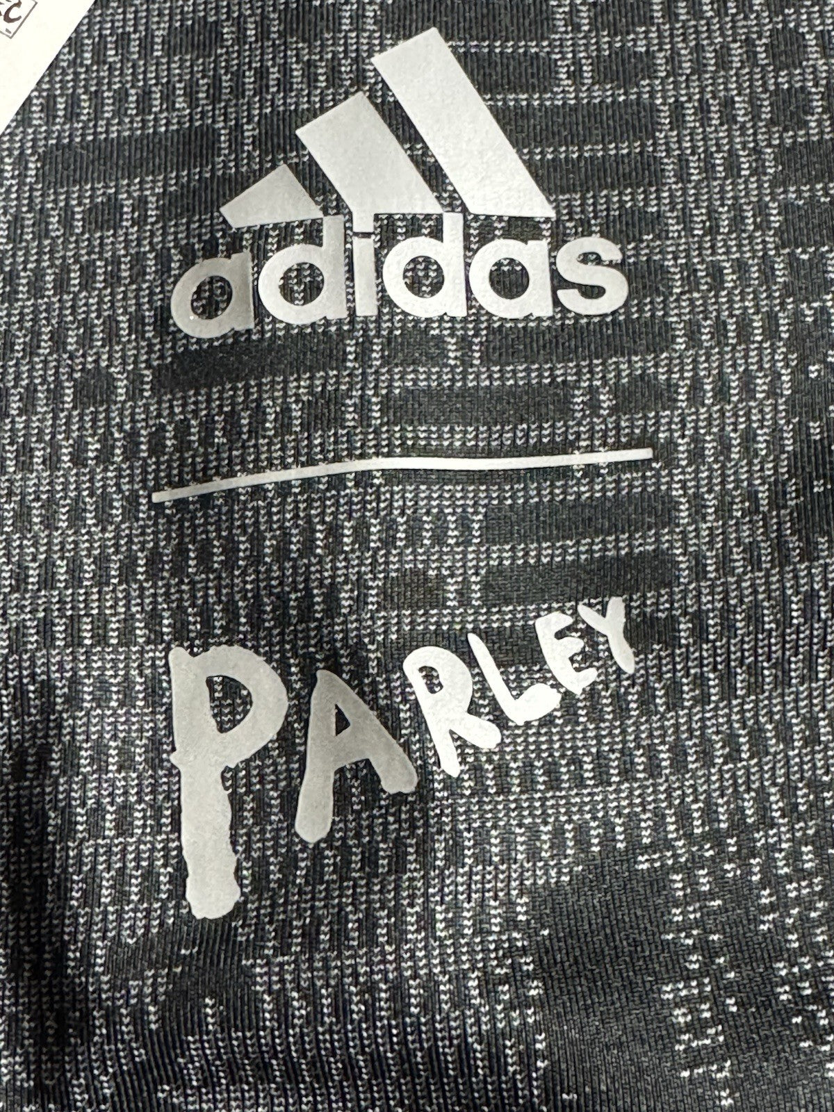 $170 Adidas Women’s Parley Jersey Shirt Sz M    (B.189)