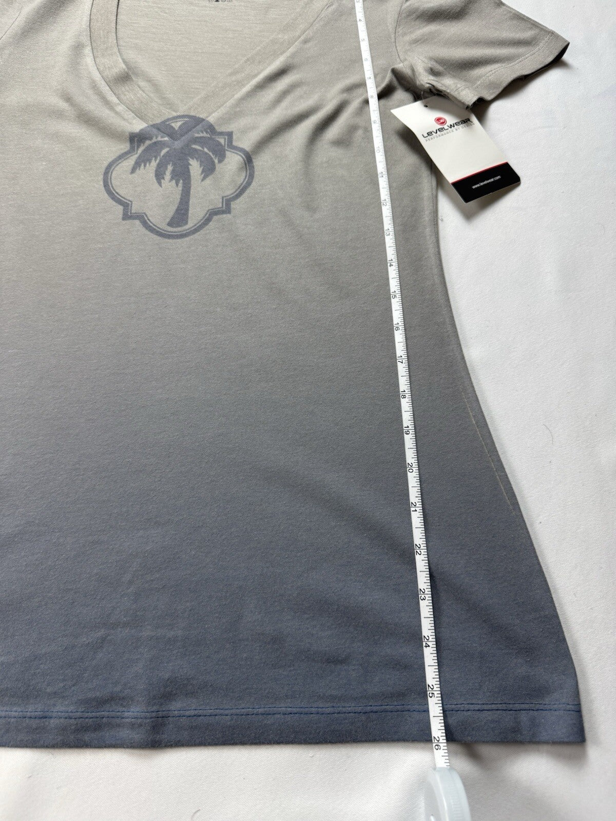 LeverWear Women's Golf shirt Sz M   (B.135)