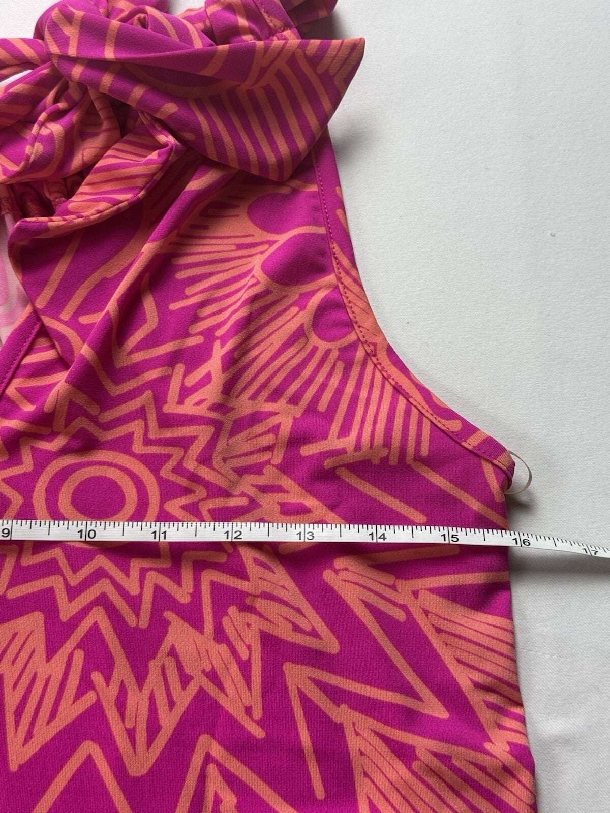 $168 Trina Turk Dress Halter Shift Mini Size XS (B.140)