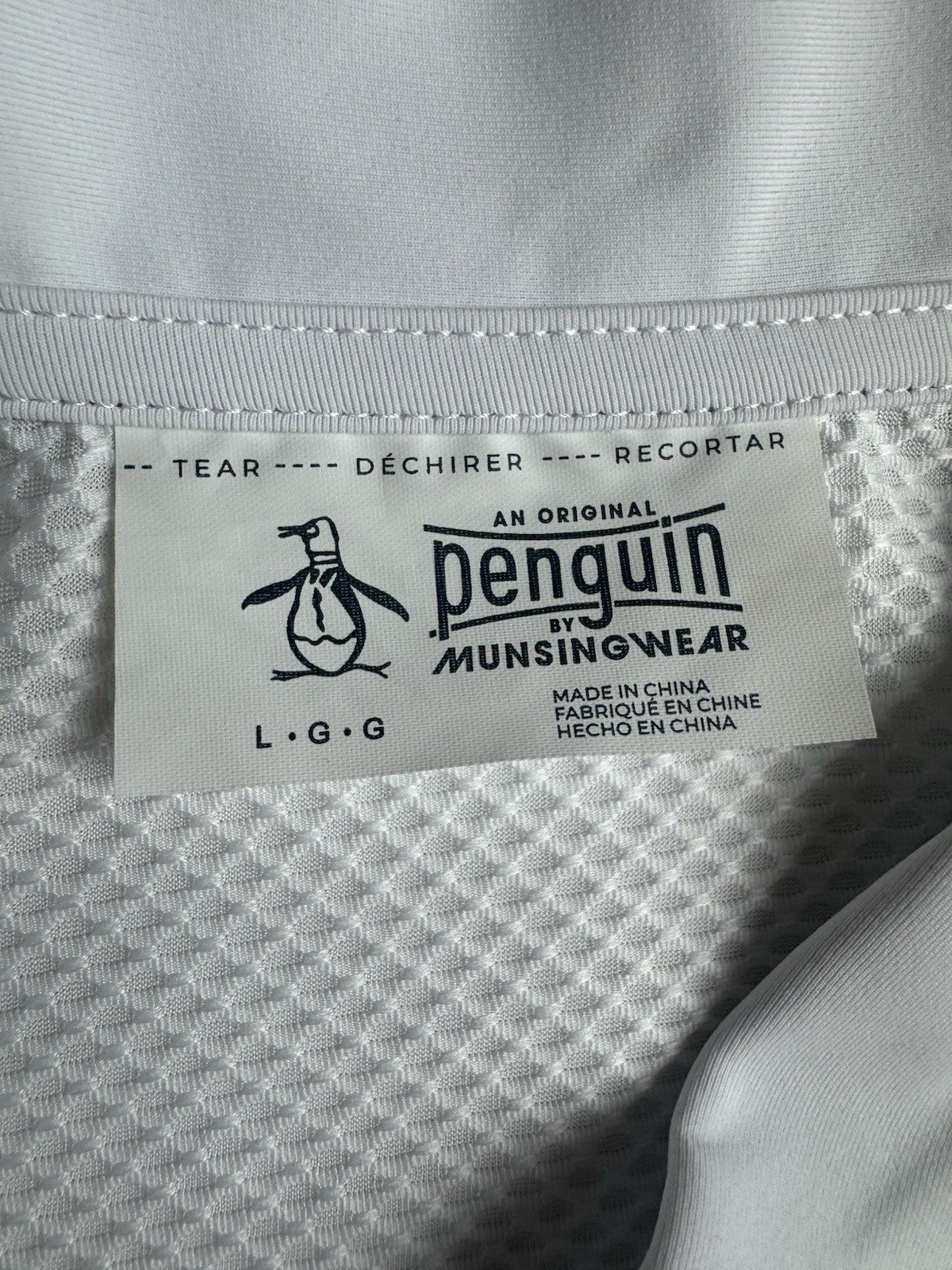 $90 An Original Penguin by Munsingwear Women’s Golf shirt Sz L.     (B.162)