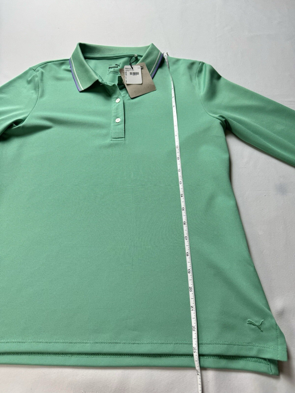 Puma Women's Pullover Sweatshirt Size S.   (B.106/4)