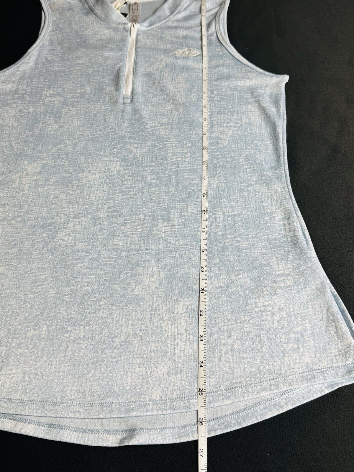 $65 Adidas Women’s Golf Shirt Sz M    (B.175)