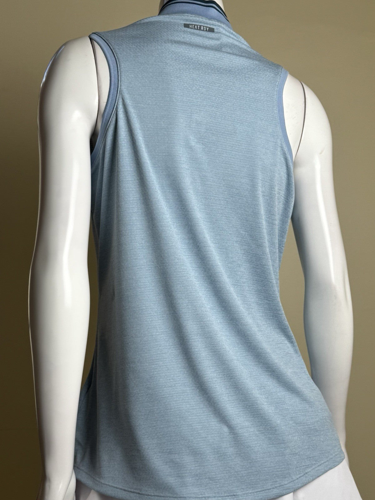 Adidas Women’s Golf Shirt Sz L    (B.188)