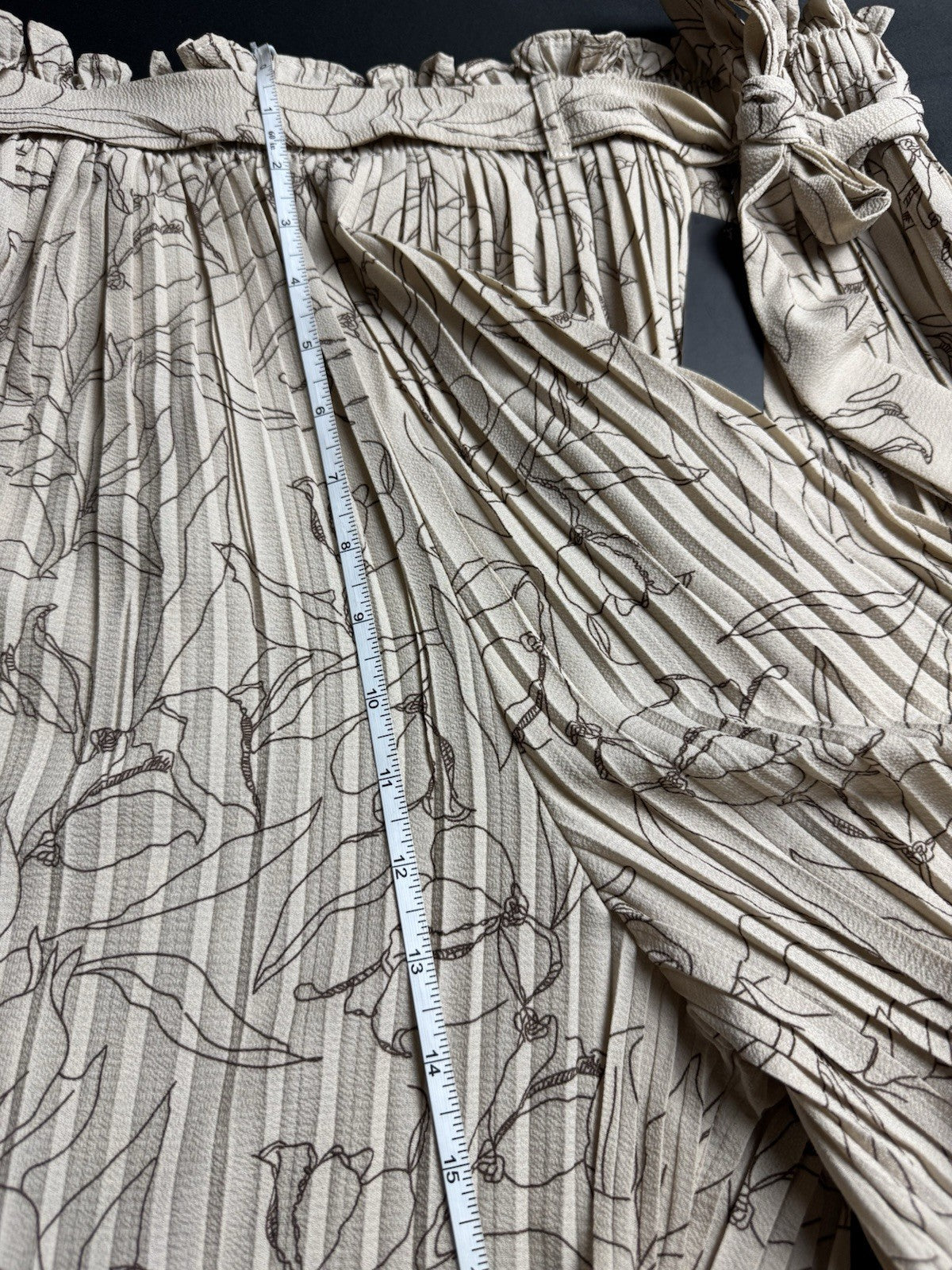 Alice Blue Pleated Shorts Skirt Belted Size XL.        (B.159)