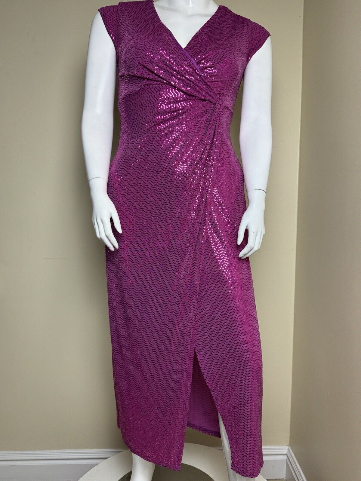 $129 JM Studio Women’s Pink Sequined Dress Sz 10