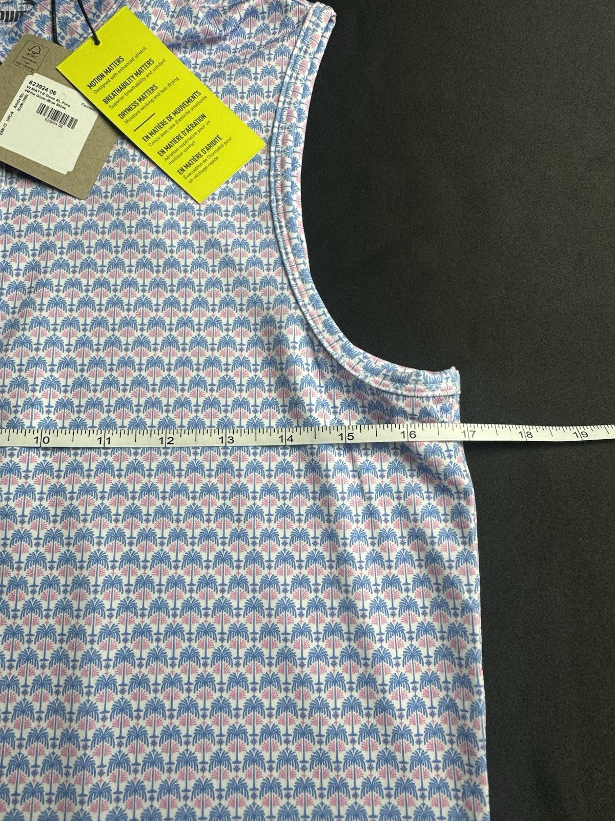 Puma Women’s Golf Shirt Sz S.   (B.162)