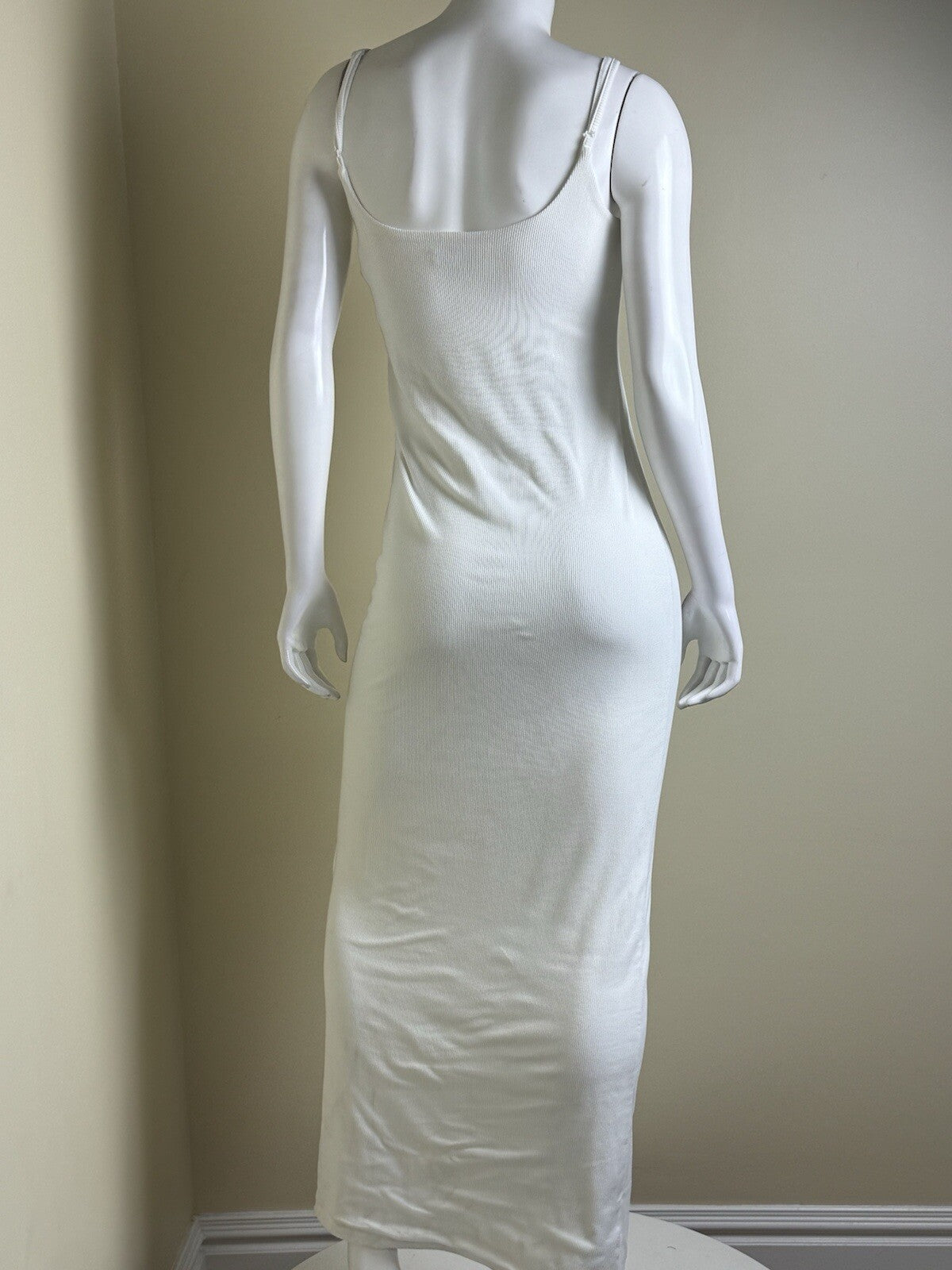 Faded Rose Spaghetti Strap White Dress Sz XL  (B.107)