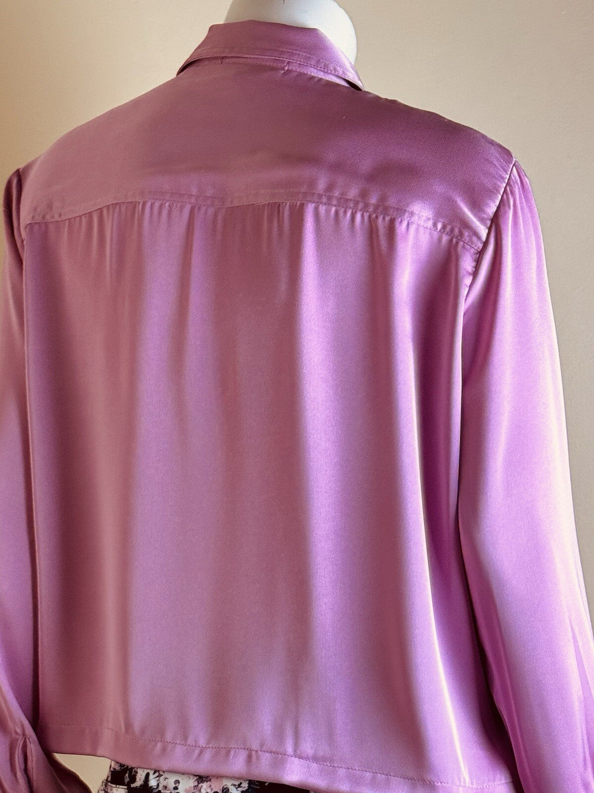 $129 Laundry by Shelli Segal Women’s Satin Feel Blouse Pink Sz L. (B.66)