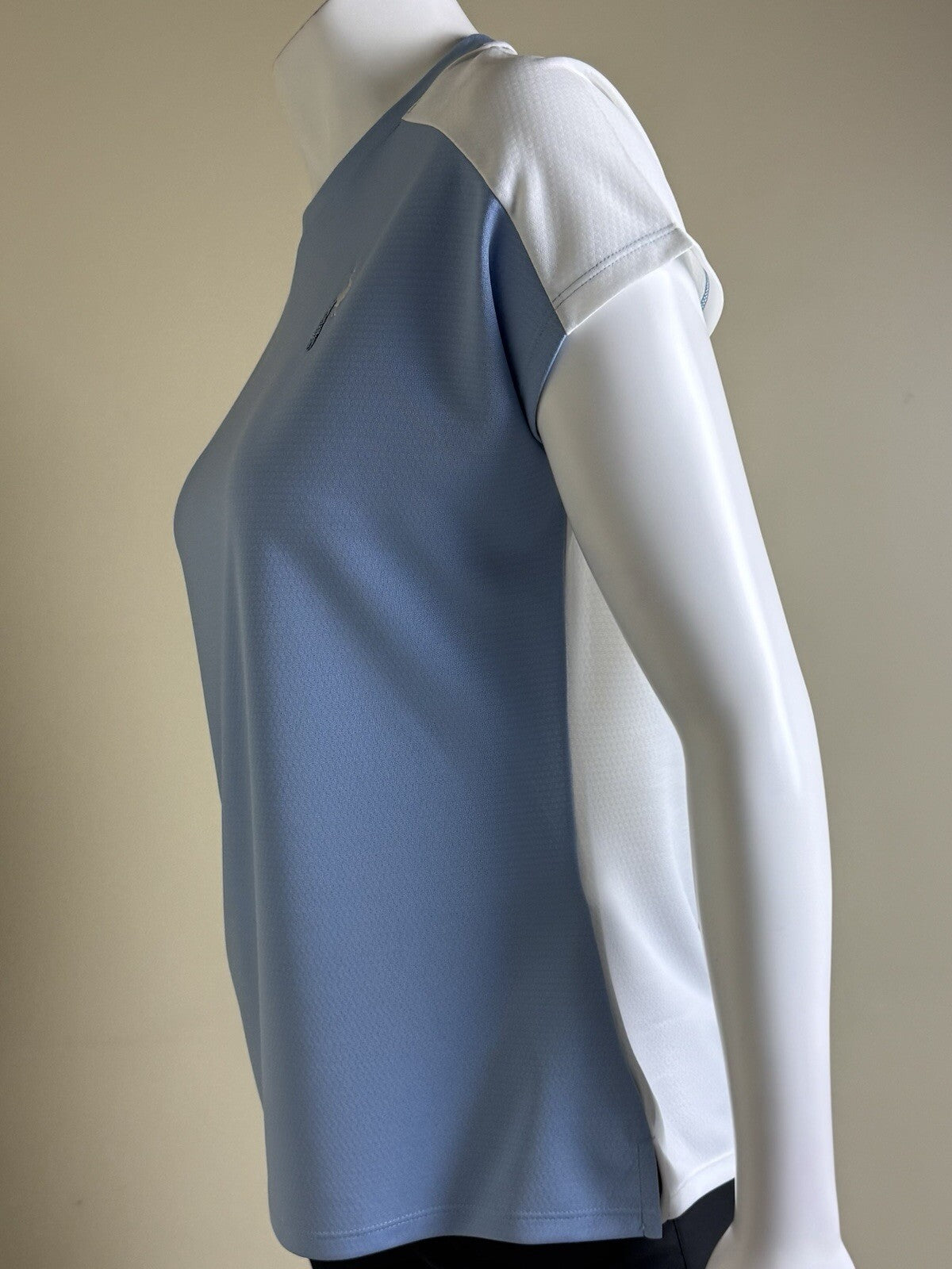 Adidas Women’s Polo Golf Shirt SZ M Climacool  (B.135)