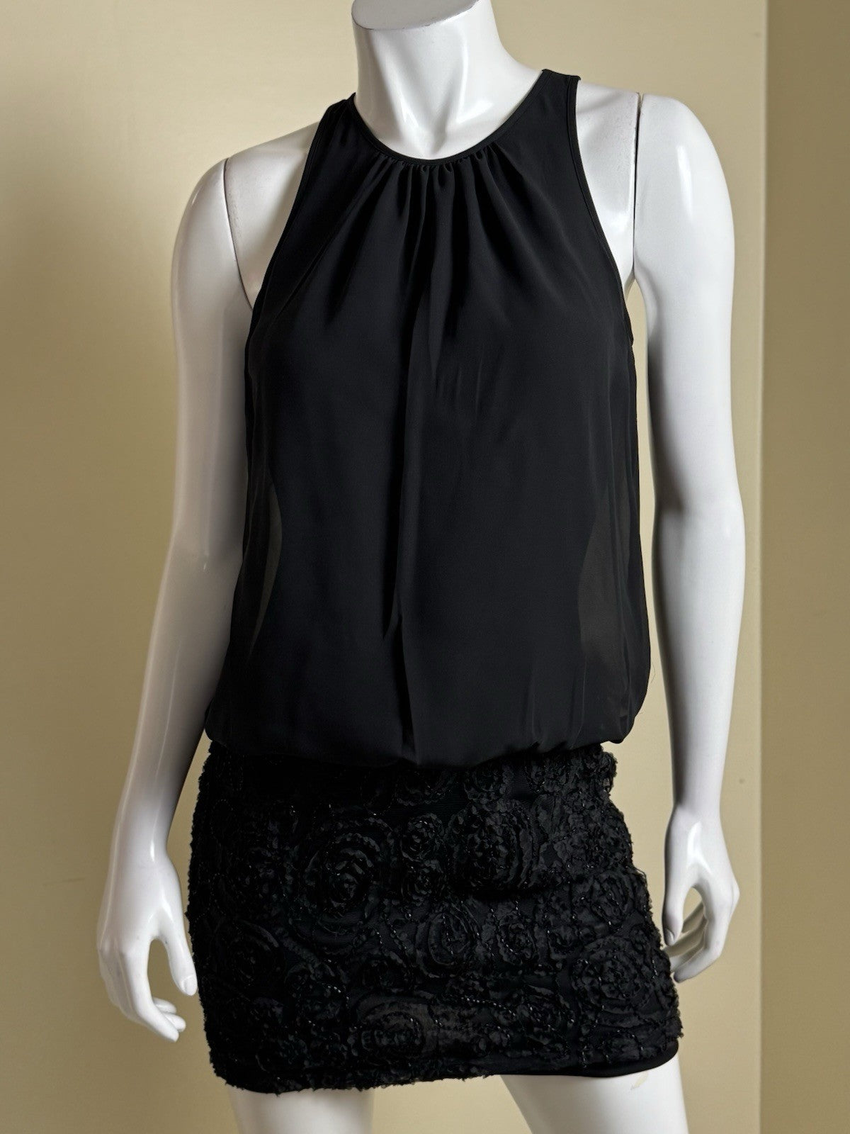 AIDAN AIDAN MATTOX Women’s Black Mini Dress Sz 4.  (B.176)