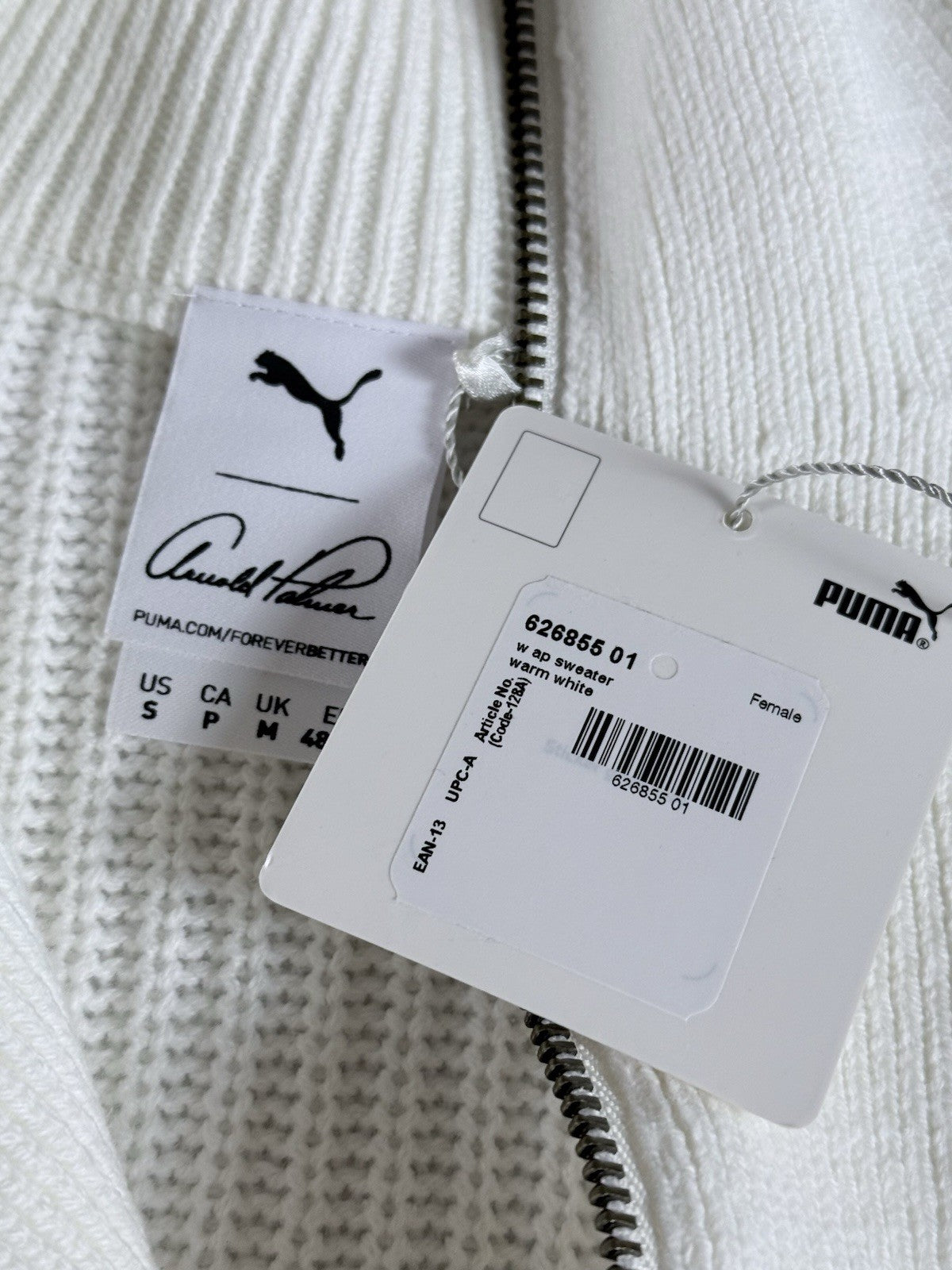 Puma Women's Golf Sweater Size S.   (B.097)