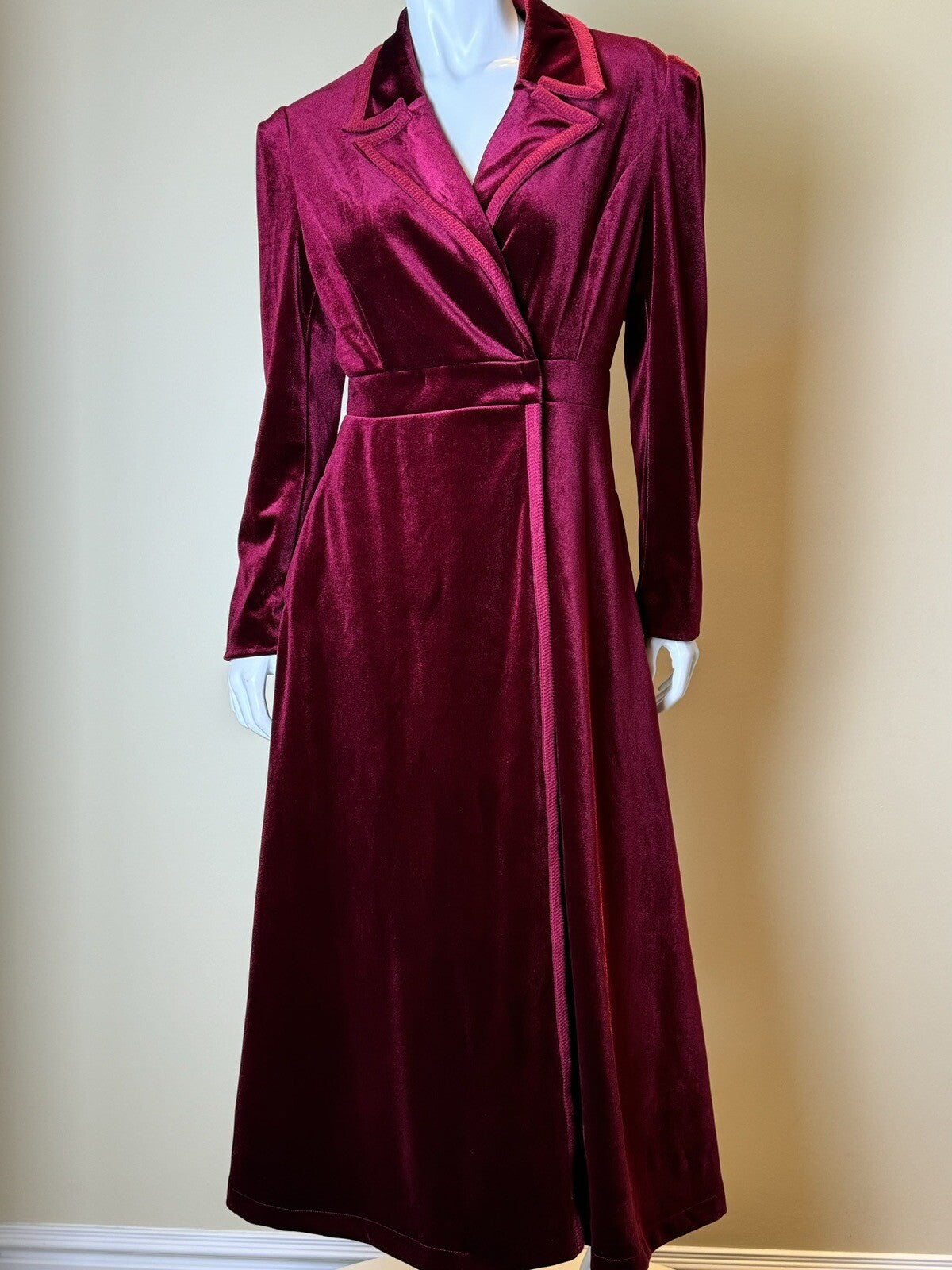 Omoone Women's Velour Long Trench Coat Long Sleeve Size S Wine Red.    (58)