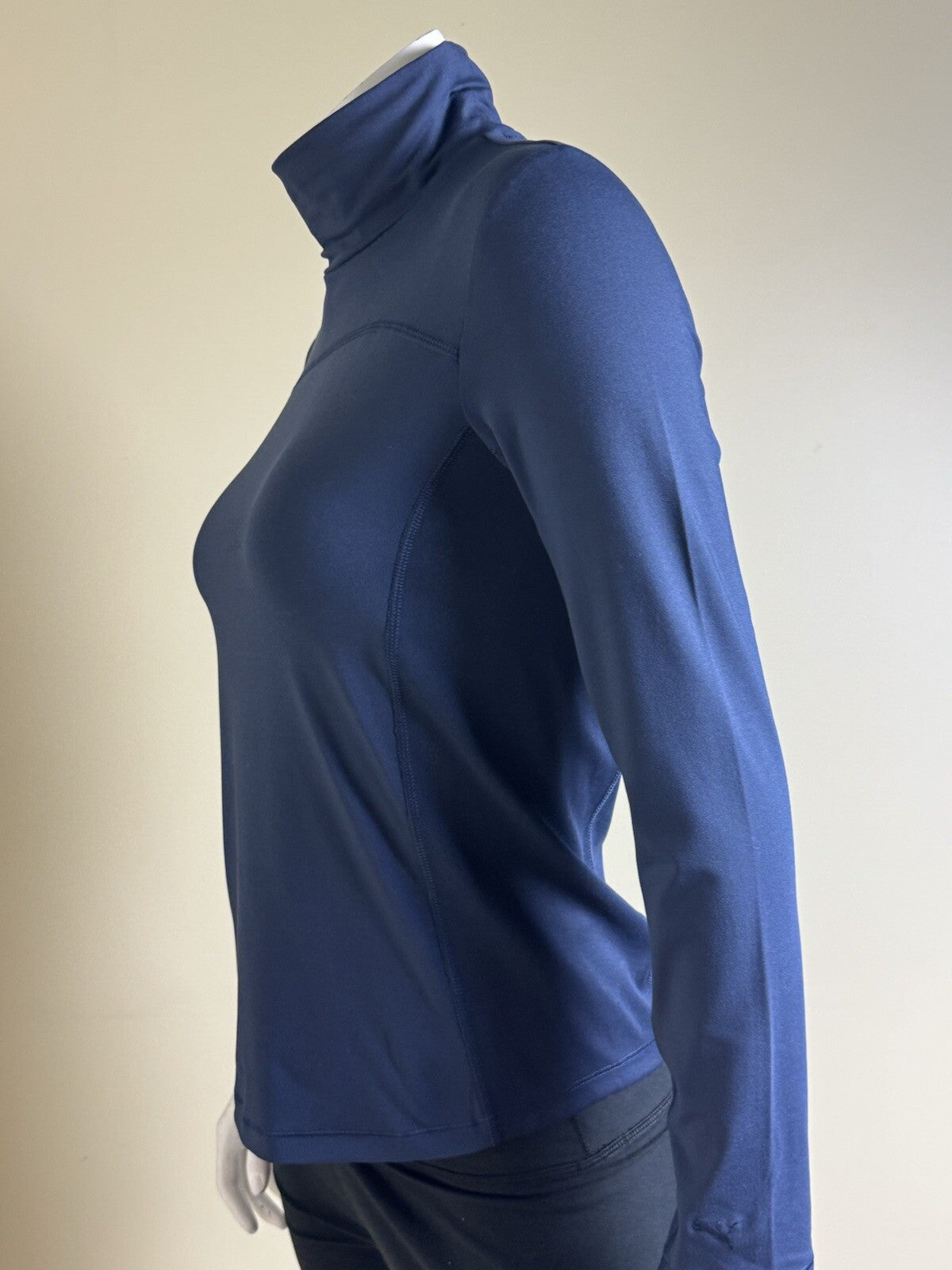 Puma Women's Golf Sweatshirt Size S    (B.123/4)