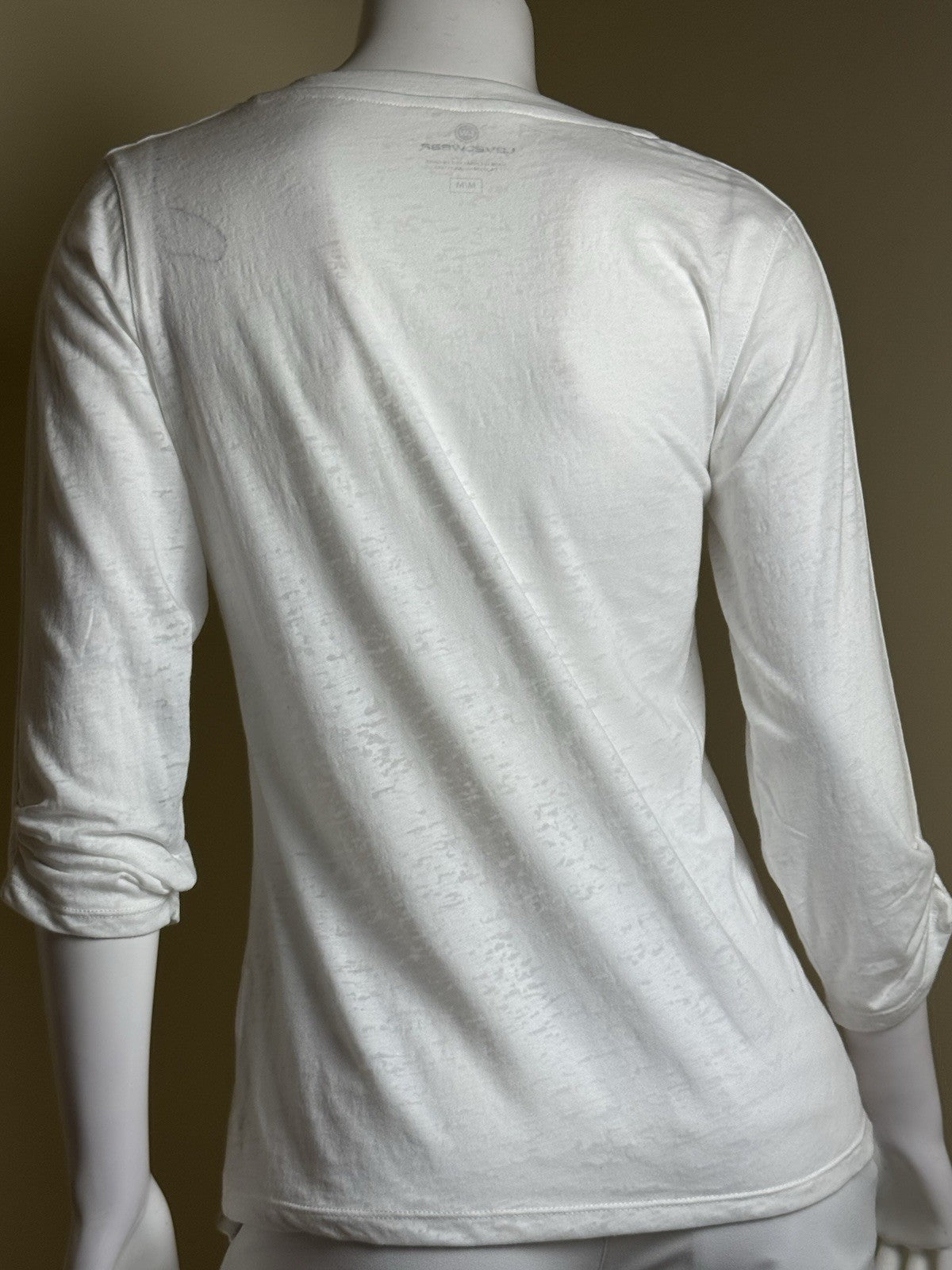 LeverWear Women's Golf shirt Sz M   (B.170)