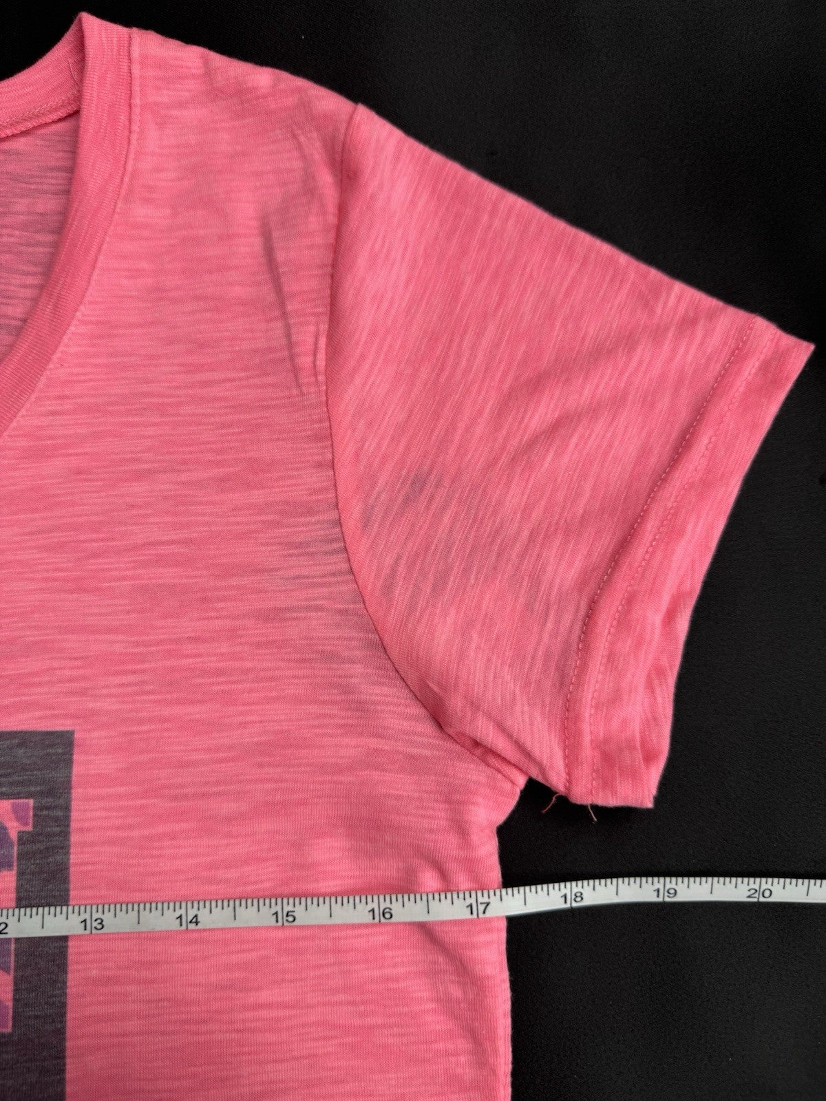 LeverWear Women's Boston Logo shirt Sz M   (B.170)