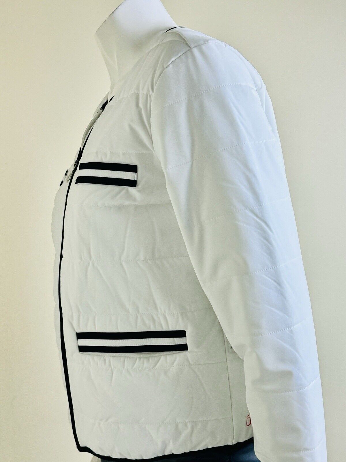 Kinona White Zip Up Golf Jacket Women’s Size M