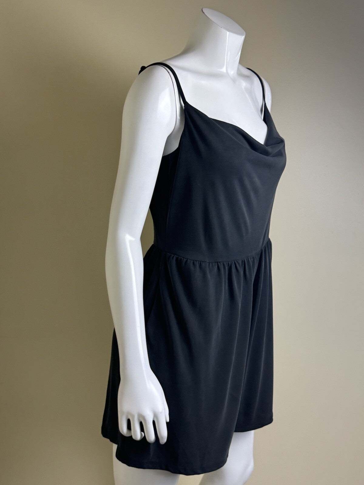 BLACK TAPE Women's Dark Grey Spaghetti Strap Pull-On Romper SZ L (B.145)