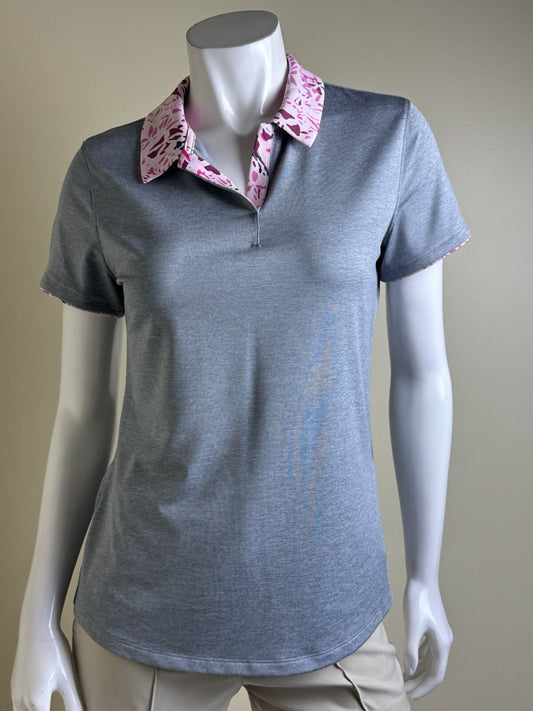 Under Armour Women's Golf Tennis Shirt Sz M.    (B.141)