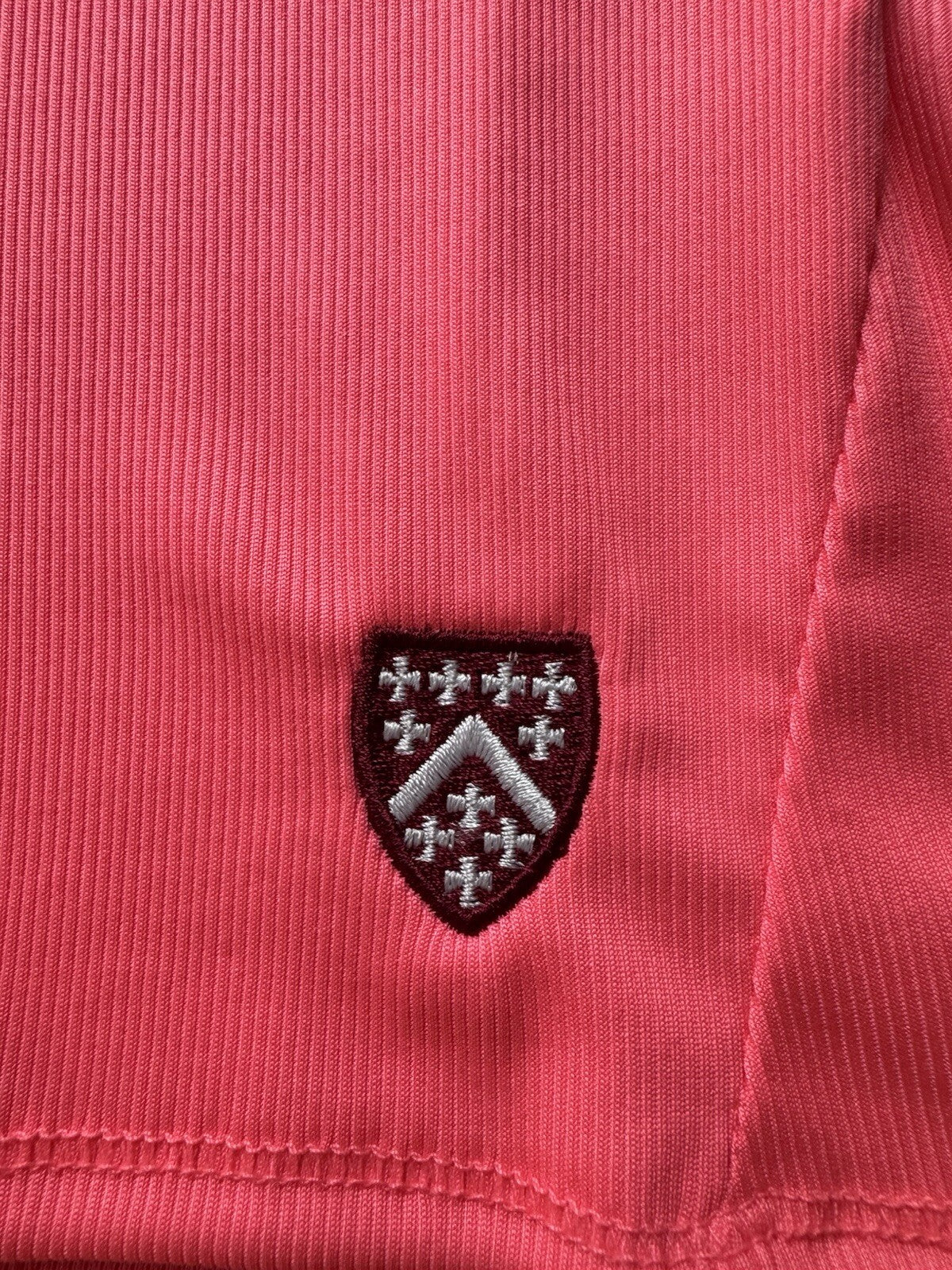 Lucky In Love Women’s Top Sleeveless Tennis Golf Shirt Sz M.     (B.141)