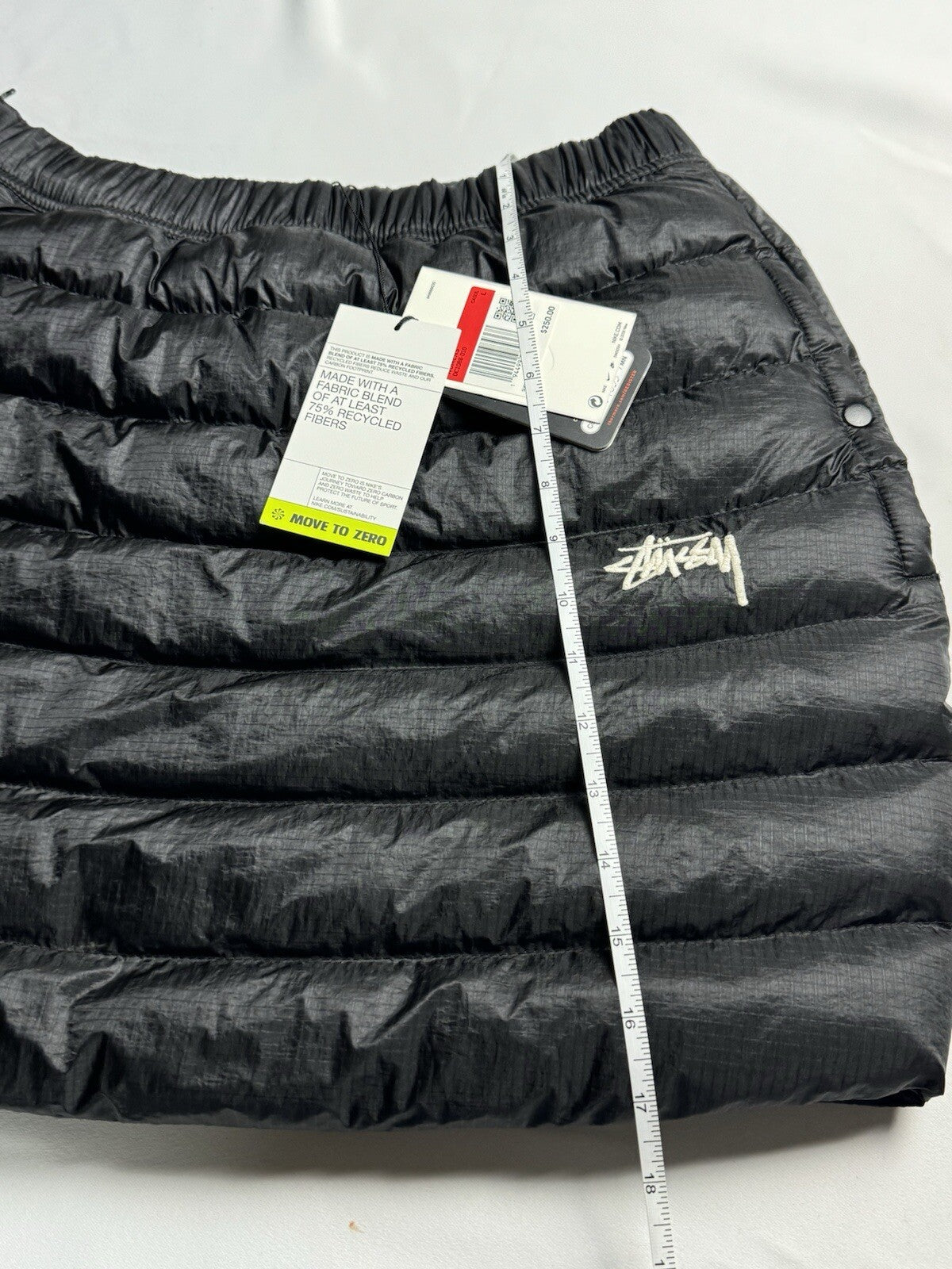 $250 Nike Women’s Sports Puff Skirt Black Sz L (B.88)