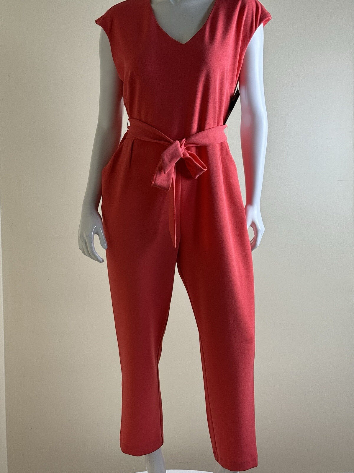 $92 Nine West Women’s Belted Orange Jumpsuit Sz 14. (B.86)