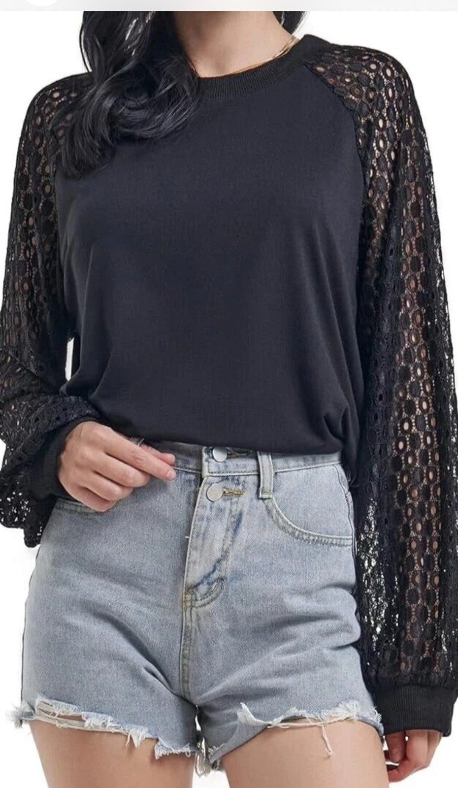 Miholl Women's Blouse Lace Long Sleeves Size L. (B.167)