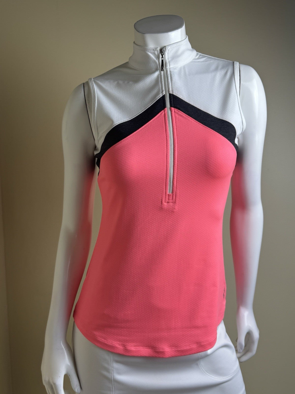 JOFIT Women’s Golf Shirt Size S      (B.157)