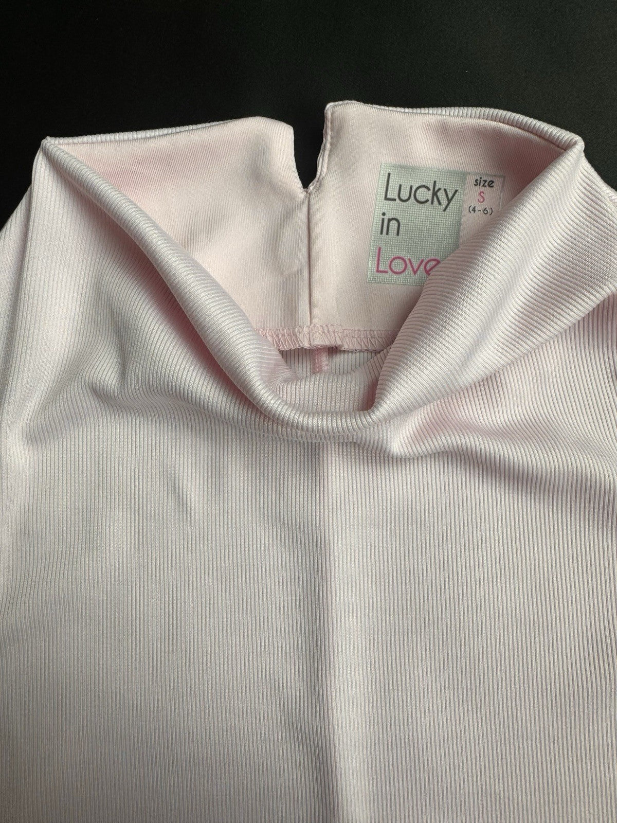 Lucky In Love Tech Performance Women’s Sleeveless Golf Shirt Sz S    (B.170)