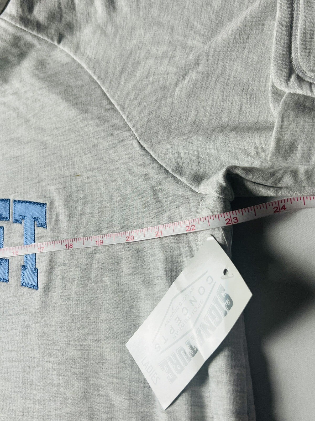 Signature Sportwear Concepts Women's Grey Sweater Logo Somerset 1919 Sz XL  (48)