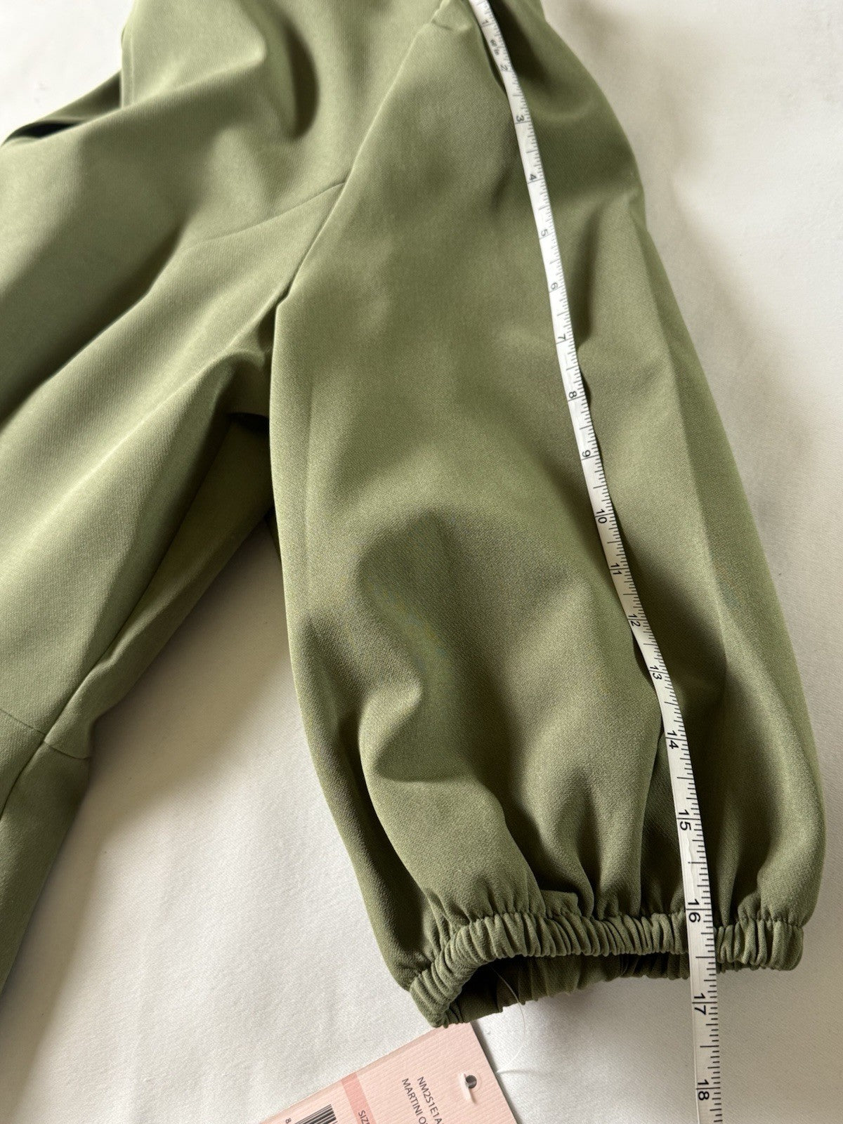 $128 NANETTE LEPORE Green Fit- Flared Dress Sz 10.       (B.191)