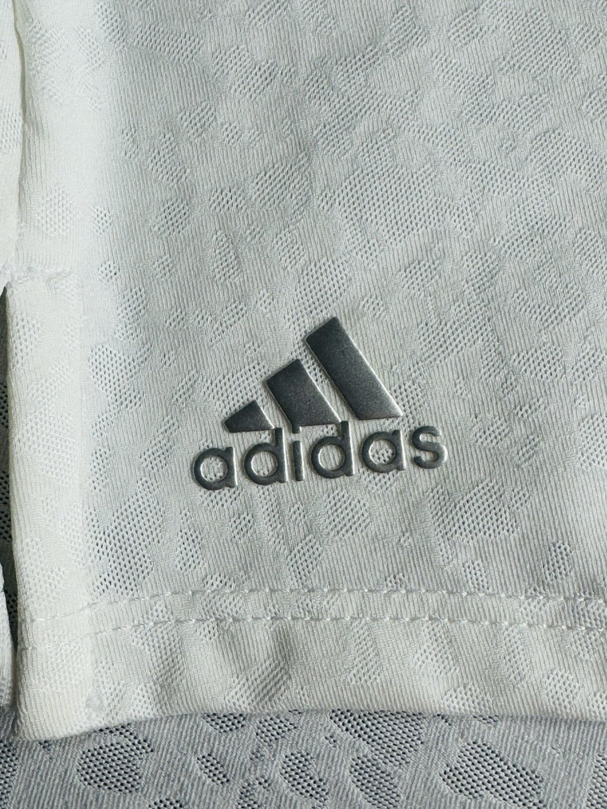 Adidas Women’s Golf Shirt Sz L    (B.189)